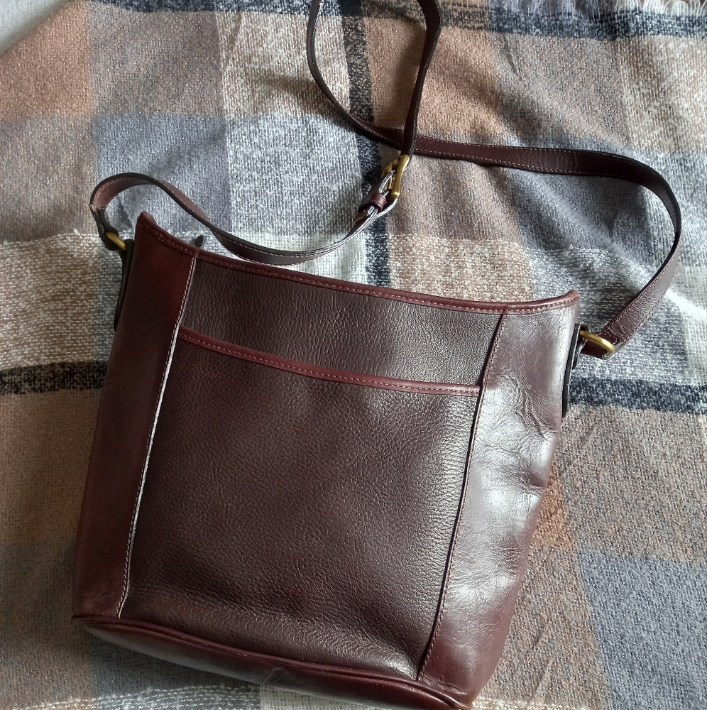 Bally Burgundy Leather Crossbody Bag - Picture 2 of 9